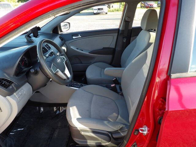 2012 Hyundai Accent GS