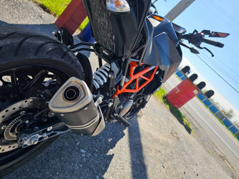 2023 KTM 390 Duke