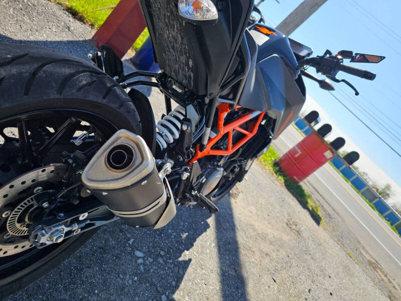 2023 KTM 390 Duke