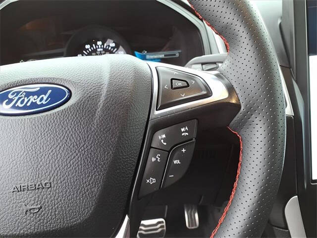 2024 Ford Edge ST-Line