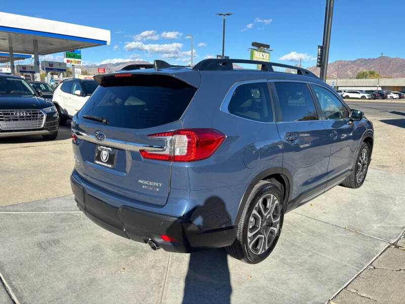 2023 Subaru Ascent Limited 8-Passenger