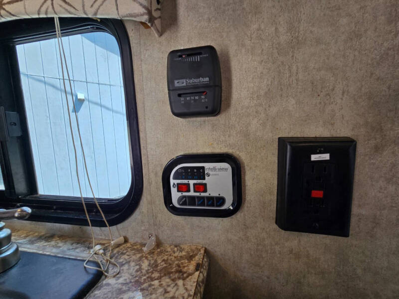 2017 Viking 21FQ