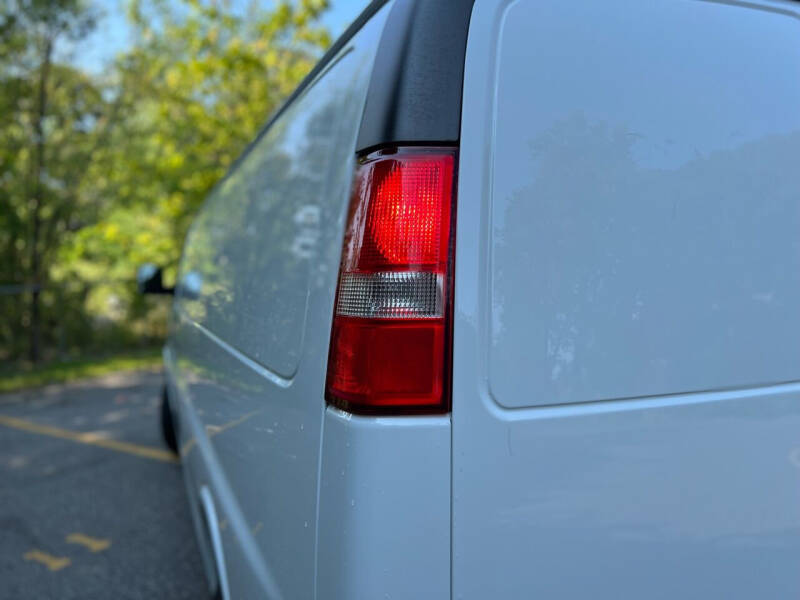 2019 Chevrolet Express 2500