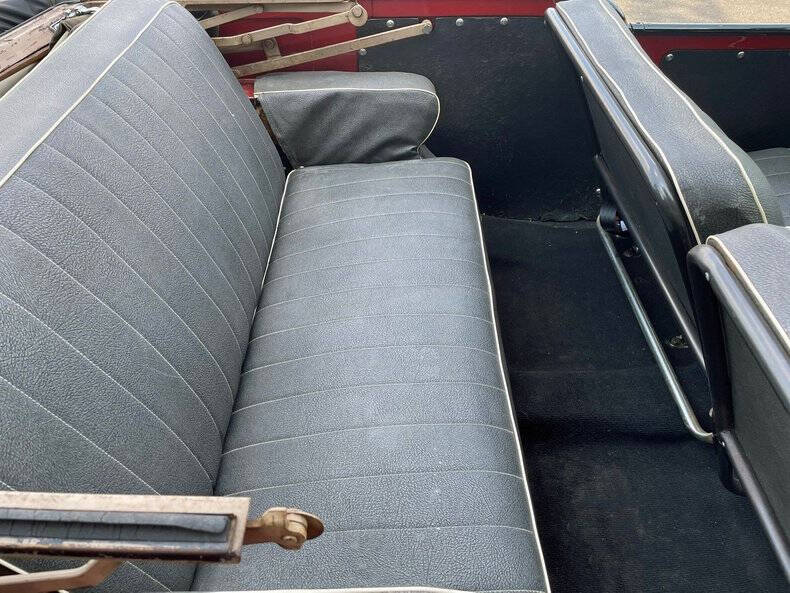 1948 Willys Jeepster