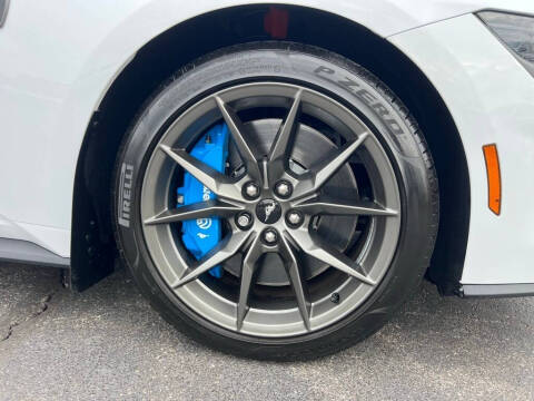 2024 Ford Mustang Dark Horse