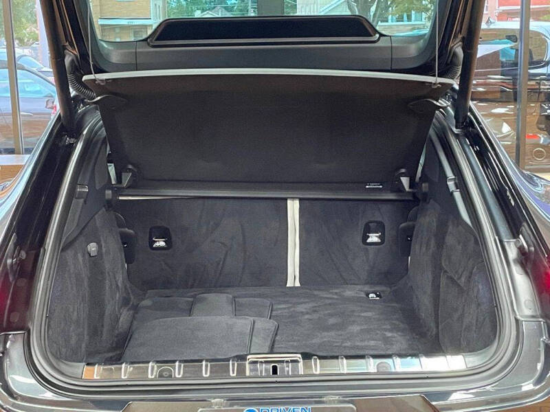 2022 Porsche Panamera 4S E-Hybrid