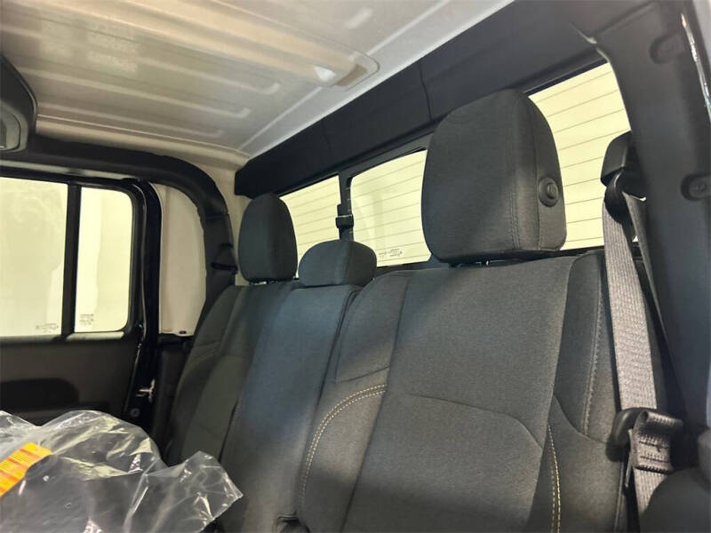 2026 Jeep Gladiator Sport S