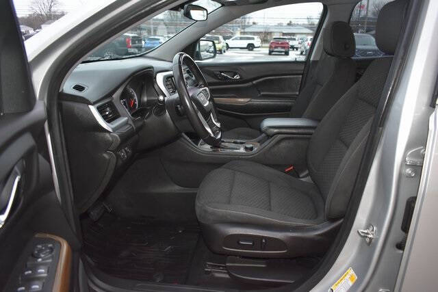 2019 GMC Acadia SLE-2