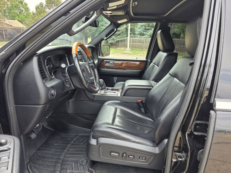 2017 Lincoln Navigator L Select
