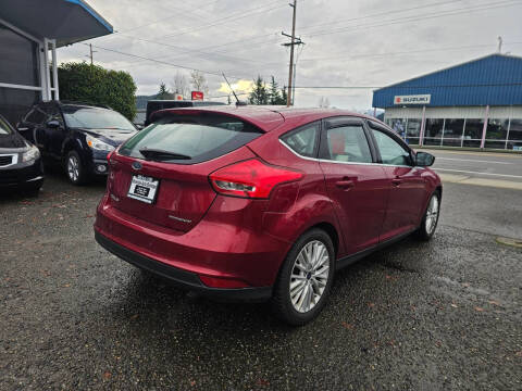 2017 Ford Focus Titanium