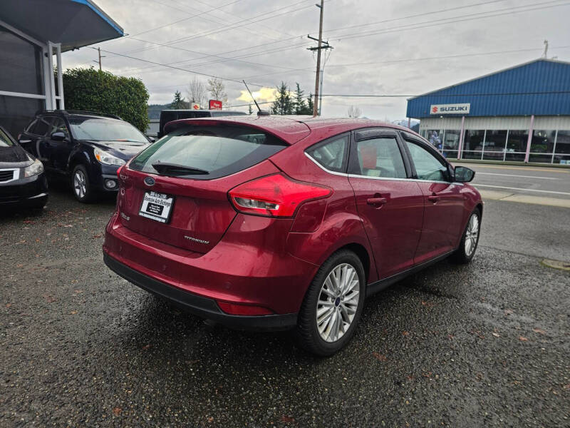 2017 Ford Focus Titanium