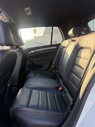 2019 Volkswagen Golf GTI S