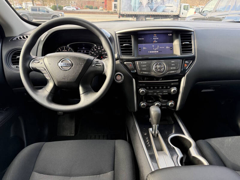 2018 Nissan Pathfinder S