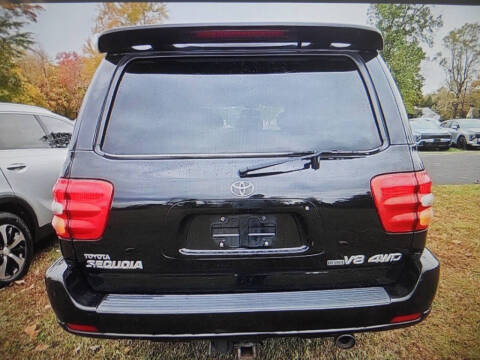 2004 Toyota Sequoia Limited