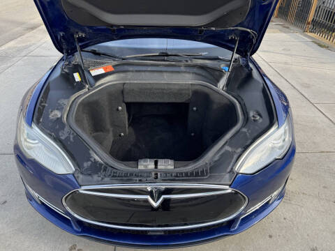 2016 Tesla Model S 70