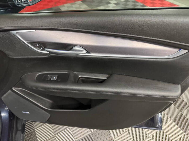 2018 Cadillac XT5 Premium Luxury