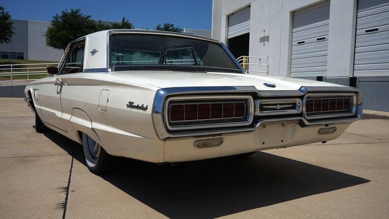 1965 Ford Thunderbird