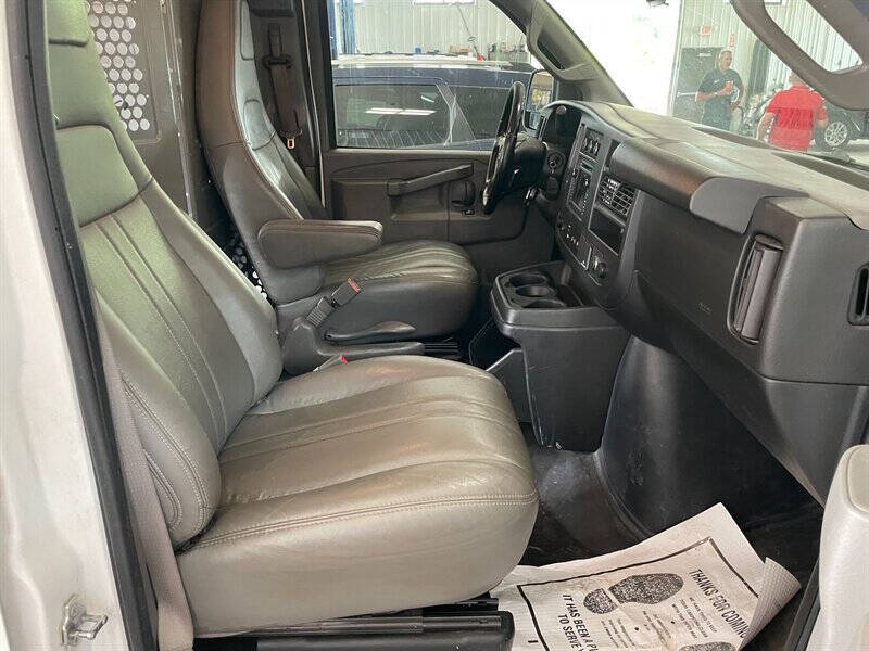 2019 Chevrolet Express 2500