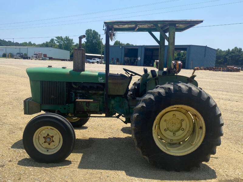 1975 John Deere 2030