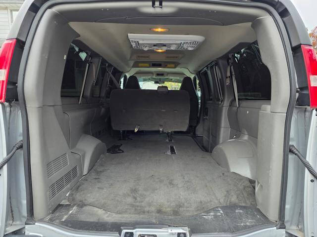 2017 Chevrolet Express LT 2500