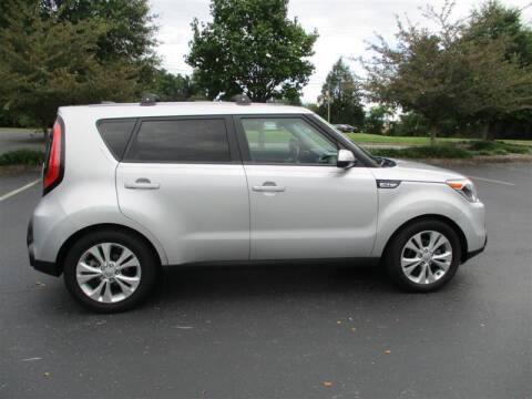 2015 Kia Soul +