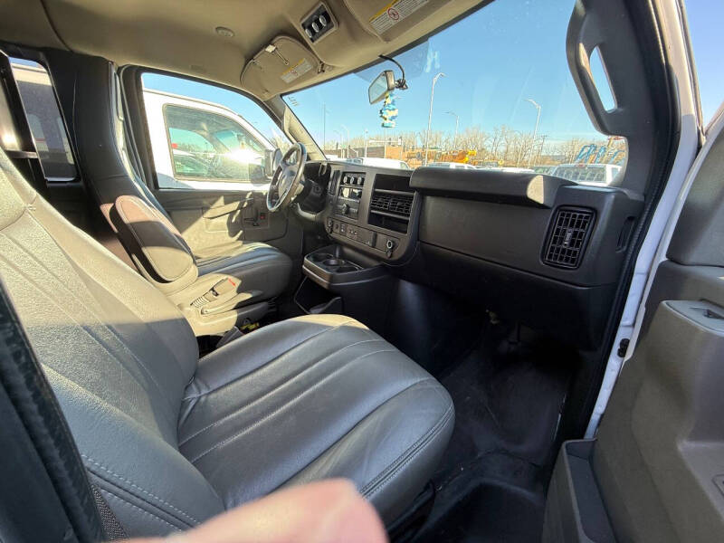 2020 Chevrolet Express LS 3500