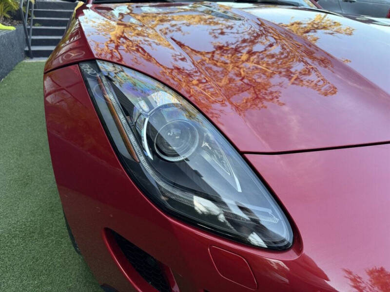 2015 Jaguar F-TYPE V8 S