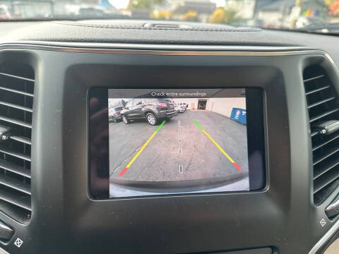 2019 Jeep Cherokee Latitude