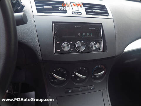 2013 Mazda MAZDA3 i SV