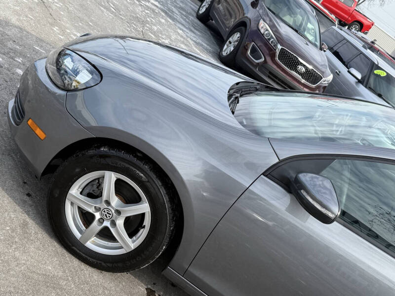 2014 Volkswagen Golf 2.5L PZEV