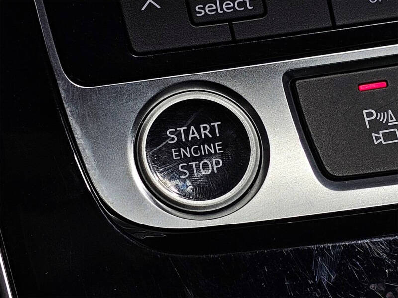 2023 Audi Q7 quattro Premium Plus 55 TFSI