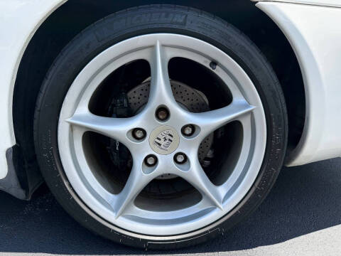 2004 Porsche 911 Carrera