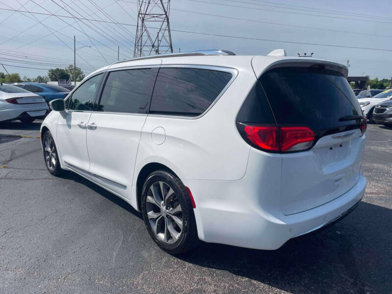 2018 Chrysler Pacifica Limited
