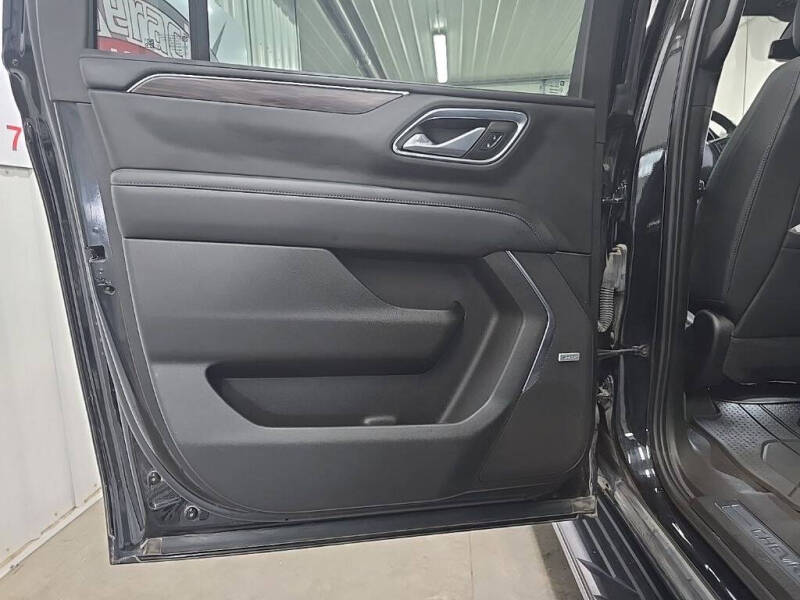 2022 Chevrolet Suburban LT