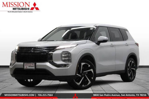 2022 Mitsubishi Outlander ES