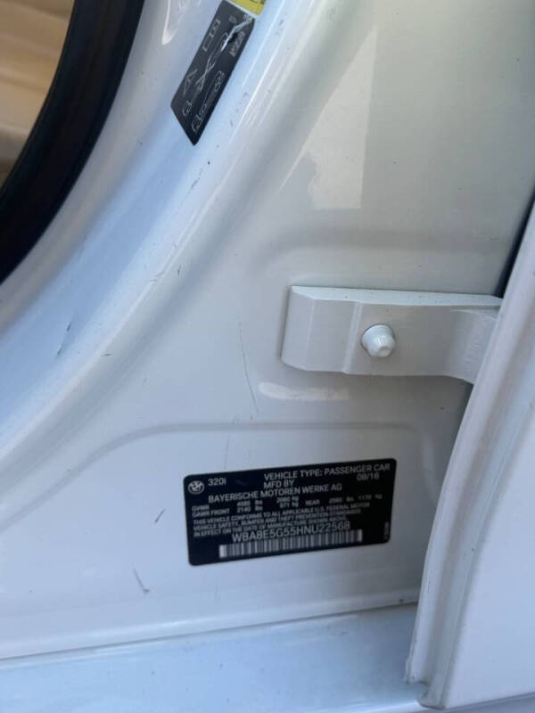 2017 BMW 3 Series 320i xDrive