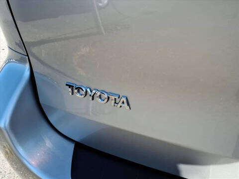 2009 Toyota Sienna LE 7-Passenger