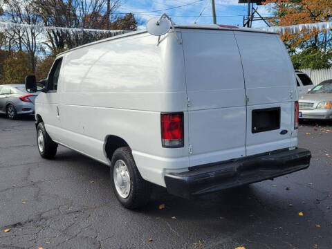 2014 Ford E-Series E-150