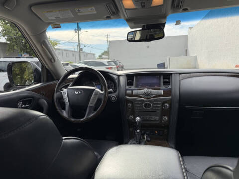 2017 Infiniti QX80 Signature Edition