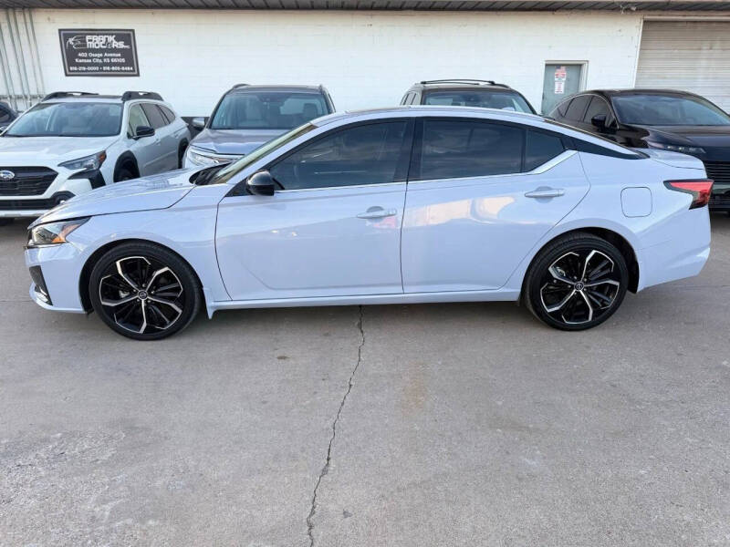 2025 Nissan Altima 2.5 SR