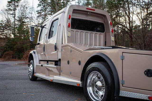 2015 Freightliner M2 106