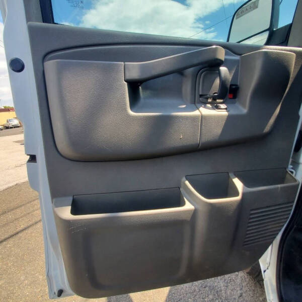 2021 Chevrolet Express 2500