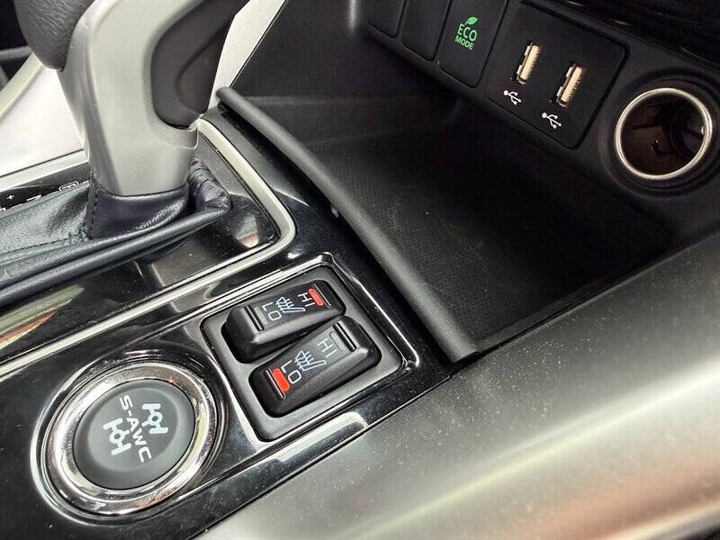 2025 Mitsubishi Eclipse Cross LE