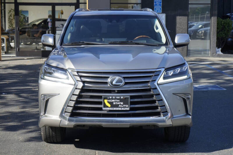 2016 Lexus LX 570