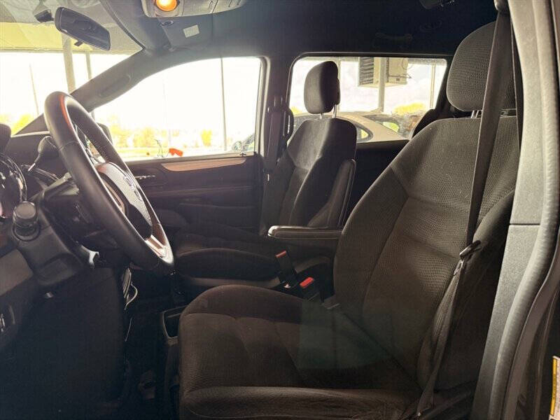 2015 Dodge Grand Caravan SE