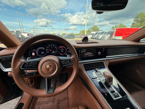 2023 Porsche Panamera