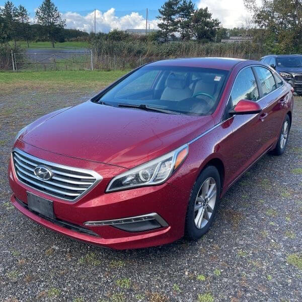 2015 Hyundai SONATA for sale at Green Light Auto in Bridgeton, NJ