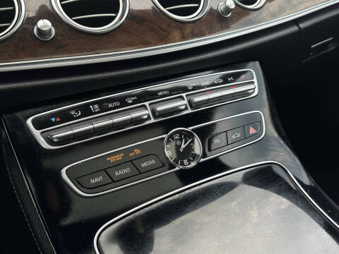 2017 Mercedes-Benz E-Class E 300 4MATIC