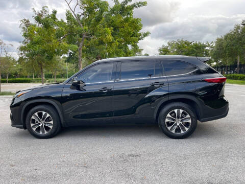 2022 Toyota Highlander XLE