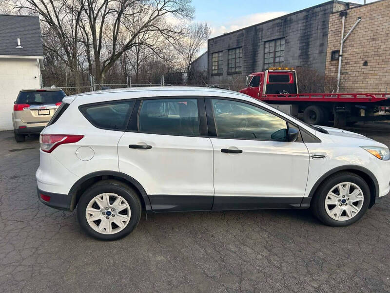 2014 Ford Escape S